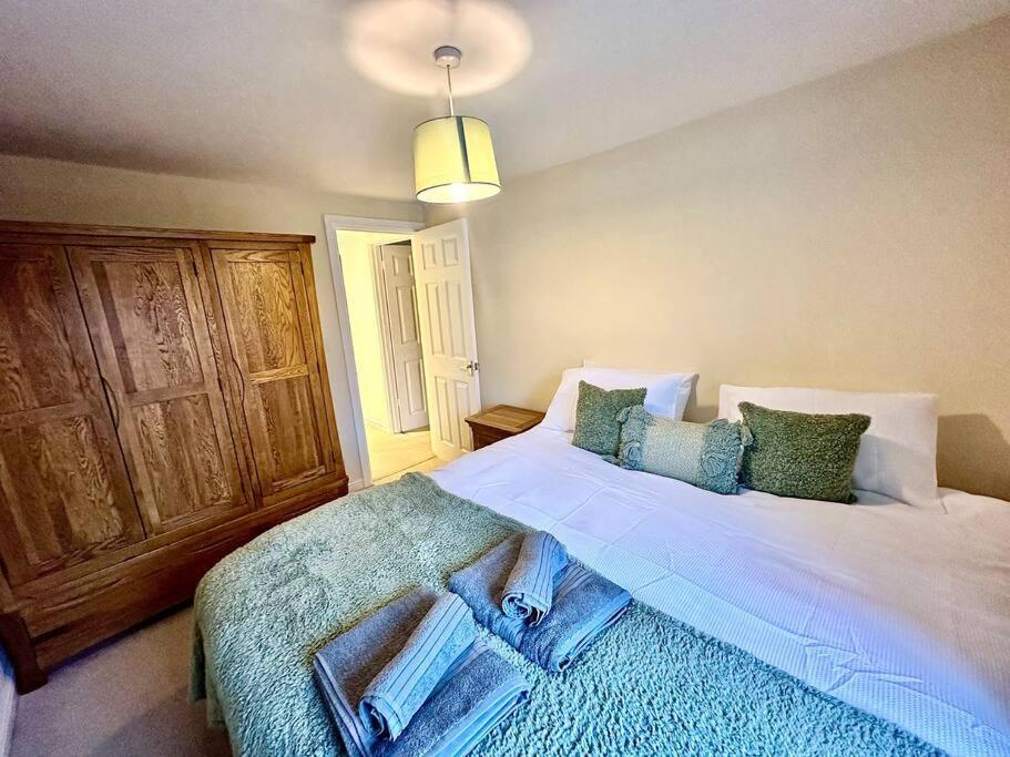 Cottage,Cinema Room,Log Burner Blaenavon Экстерьер фото